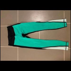 Lululemon Leggings with Back Zipper Pocket